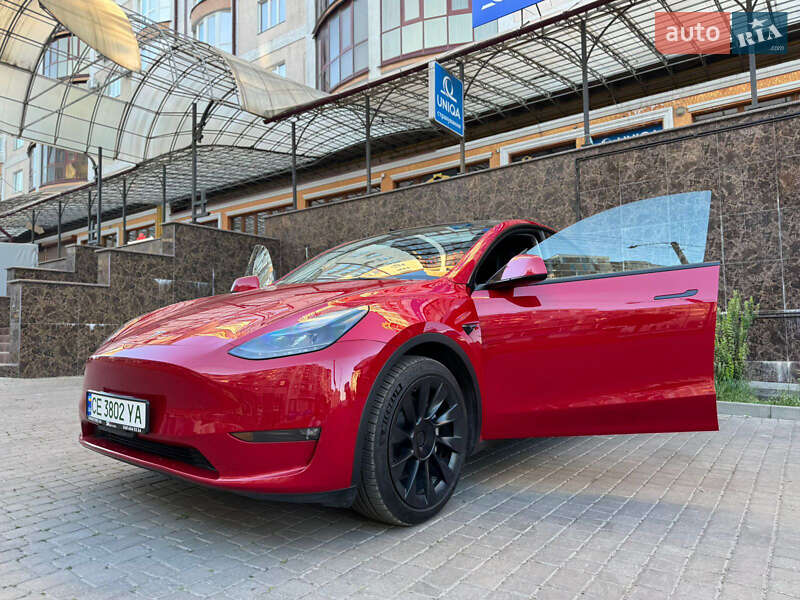 Позашляховик / Кросовер Tesla Model Y 2022 в Чернівцях фото 2 Позашляховик / Кросовер Tesla Model Y 2022 в Чернівцях