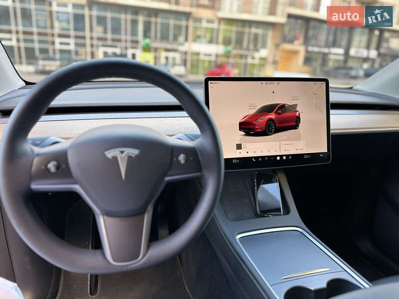 Позашляховик / Кросовер Tesla Model Y 2022 в Чернівцях фото 8 Позашляховик / Кросовер Tesla Model Y 2022 в Чернівцях