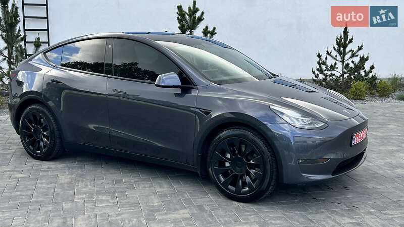 Внедорожник / Кроссовер Tesla Model Y 2021 в Луцке