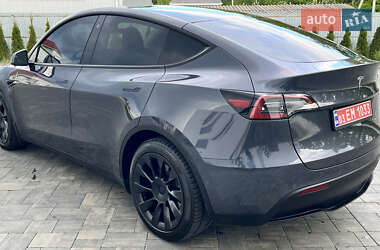 Внедорожник / Кроссовер Tesla Model Y 2021 в 