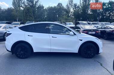 Внедорожник / Кроссовер Tesla Model Y 2023 в 
