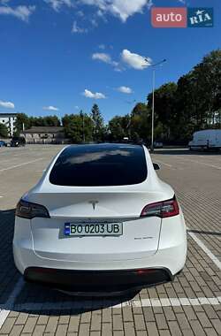 Внедорожник / Кроссовер Tesla Model Y 2022 в 