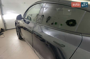 Внедорожник / Кроссовер Tesla Model Y 2025 в 