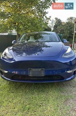 Внедорожник / Кроссовер Tesla Model Y 2023 в Львове