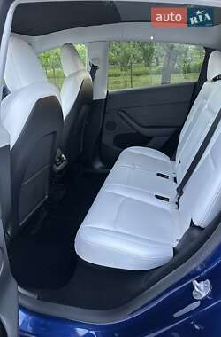 Внедорожник / Кроссовер Tesla Model Y 2023 в 