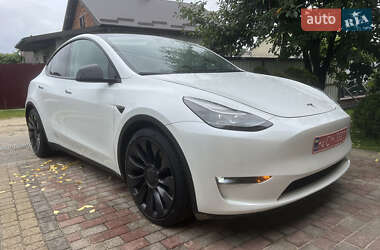 Внедорожник / Кроссовер Tesla Model Y 2021 в Львове