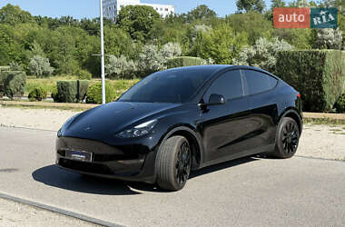 Внедорожник / Кроссовер Tesla Model Y 2023 в 