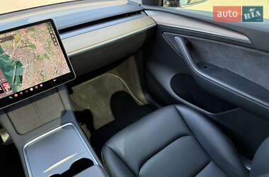 Внедорожник / Кроссовер Tesla Model Y 2023 в 