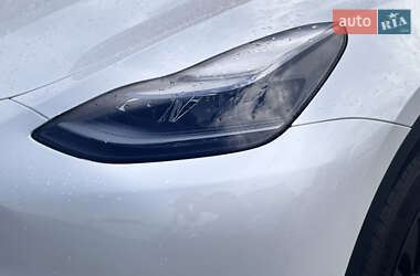 Позашляховик / Кросовер Tesla Model Y 2023 в 