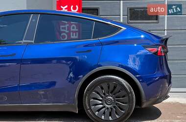 Позашляховик / Кросовер Tesla Model Y 2023 в 