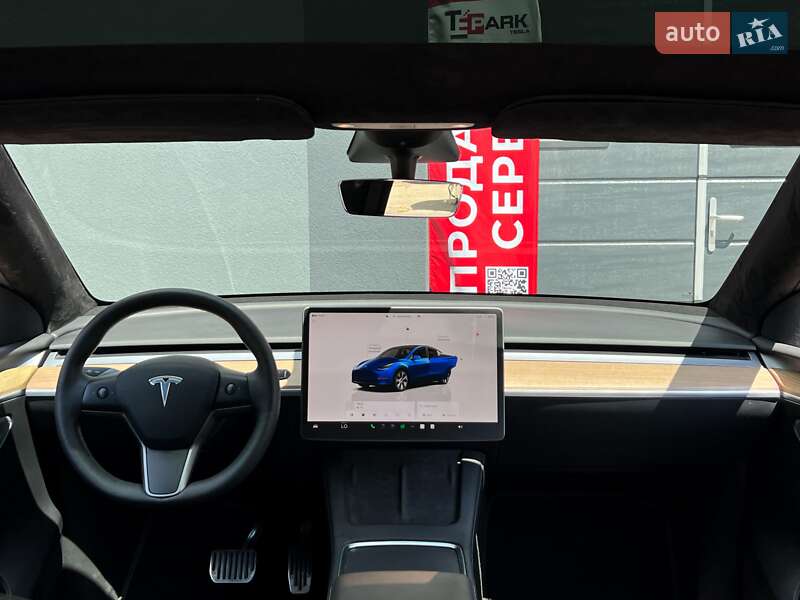 Внедорожник / Кроссовер Tesla Model Y 2023 в Киеве
