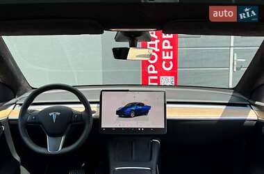Позашляховик / Кросовер Tesla Model Y 2023 в 