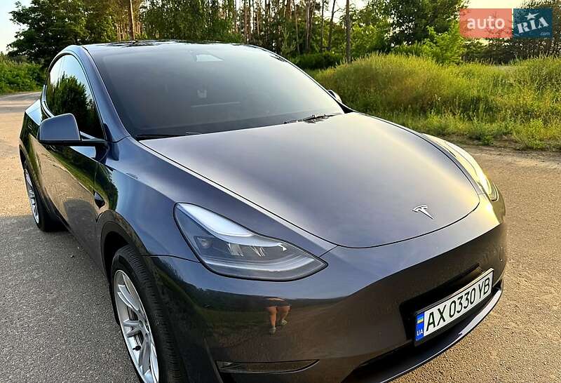 Позашляховик / Кросовер Tesla Model Y 2023 в Харкові