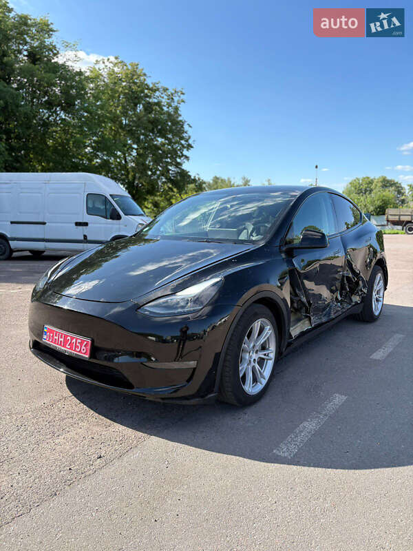 Позашляховик / Кросовер Tesla Model Y 2022 в Рівному
