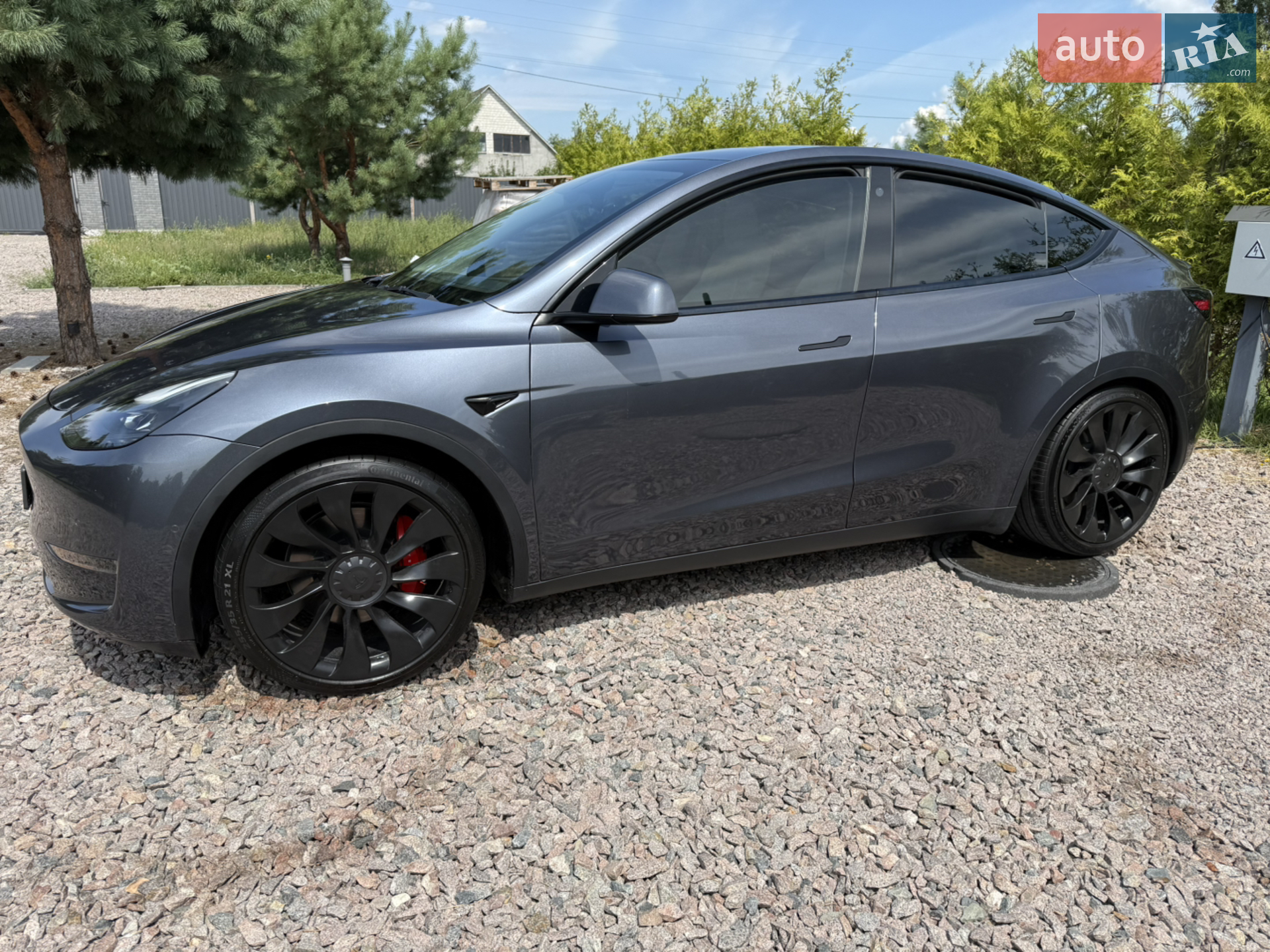 2022 Tesla Model Y - фото 1