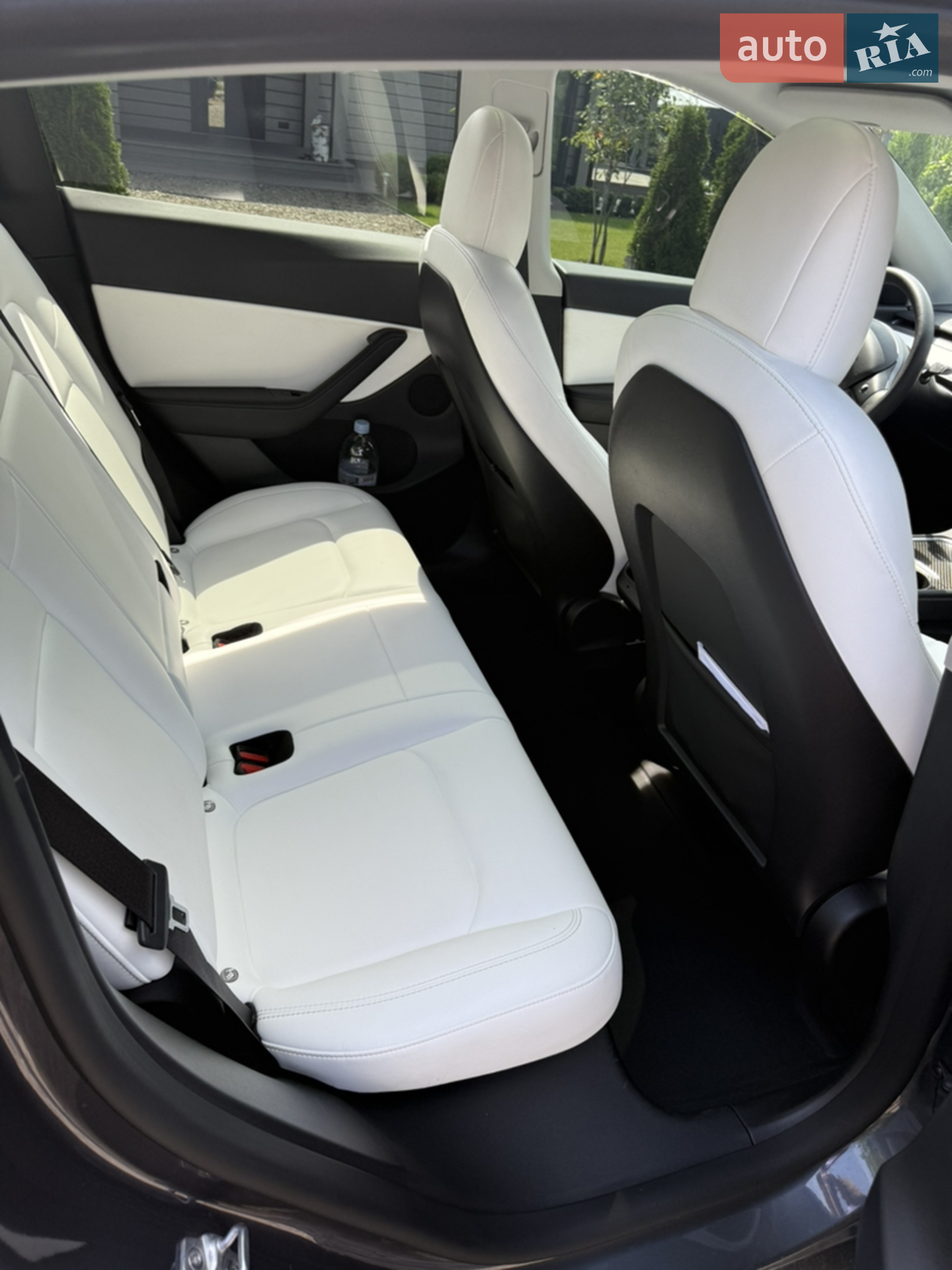 2022 Tesla Model Y - мініатюра 13