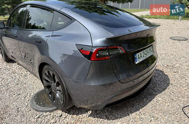 Внедорожник / Кроссовер Tesla Model Y 2022 в Киеве