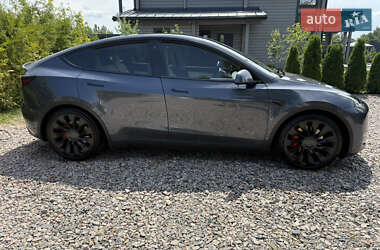 Внедорожник / Кроссовер Tesla Model Y 2022 в Киеве