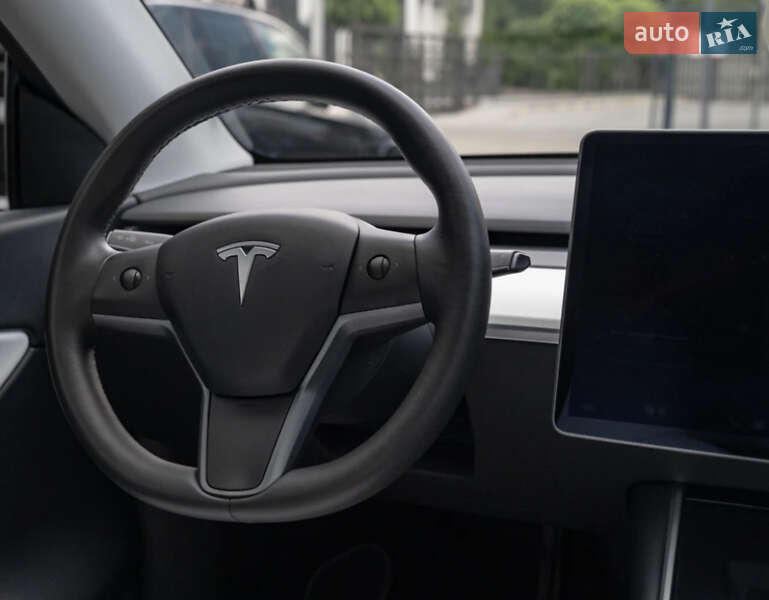 Позашляховик / Кросовер Tesla Model Y 2020 в Вінниці