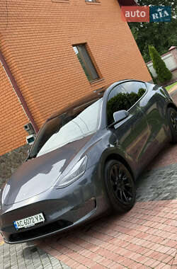 Внедорожник / Кроссовер Tesla Model Y 2022 в 