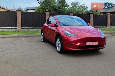 Внедорожник / Кроссовер Tesla Model Y 2023 в 