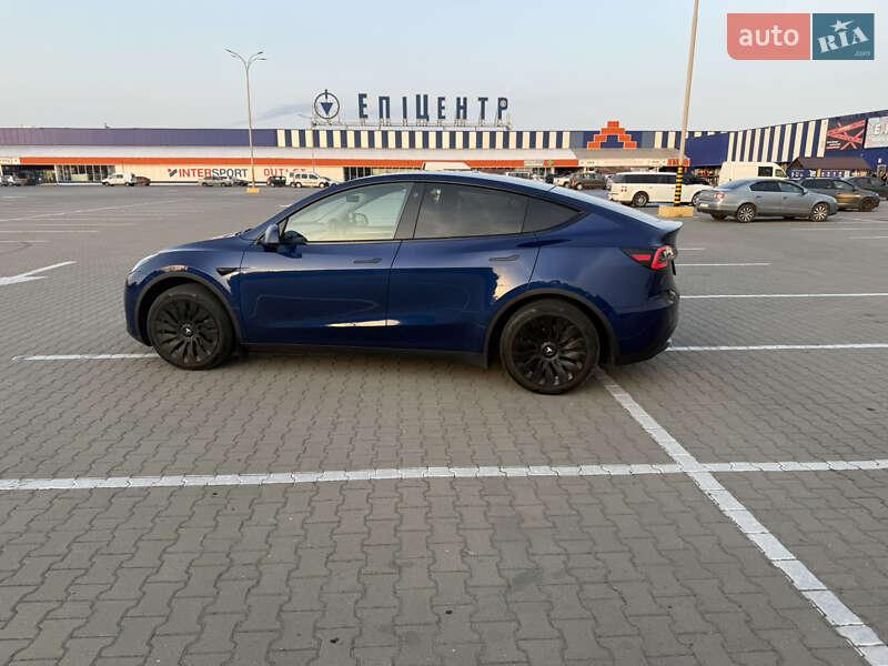 Внедорожник / Кроссовер Tesla Model Y 2023 в Черновцах фото 11 Внедорожник / Кроссовер Tesla Model Y 2023 в Черновцах