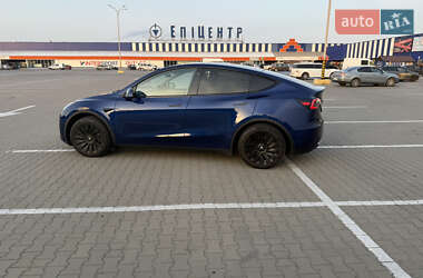 Внедорожник / Кроссовер Tesla Model Y 2023 в 