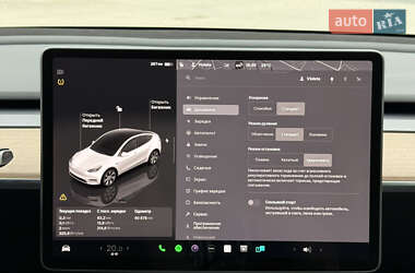 Внедорожник / Кроссовер Tesla Model Y 2023 в 
