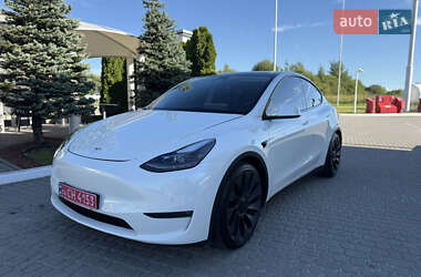 Внедорожник / Кроссовер Tesla Model Y 2022 в 