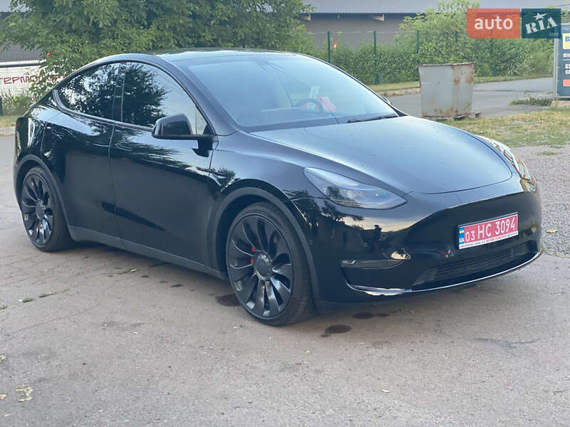 Внедорожник / Кроссовер Tesla Model Y 2022 в 