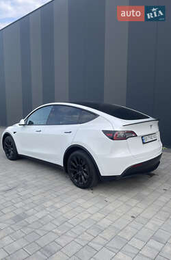 Внедорожник / Кроссовер Tesla Model Y 2022 в 