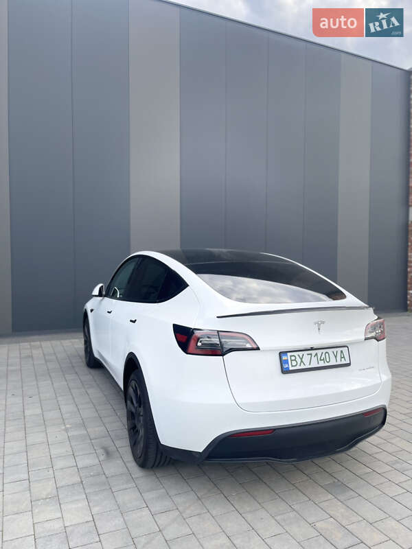 Внедорожник / Кроссовер Tesla Model Y 2022 в Хмельницком