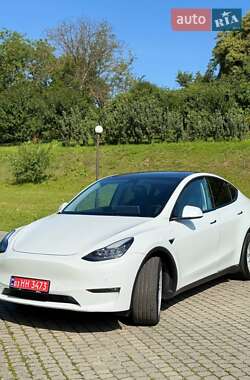 Внедорожник / Кроссовер Tesla Model Y 2021 в 