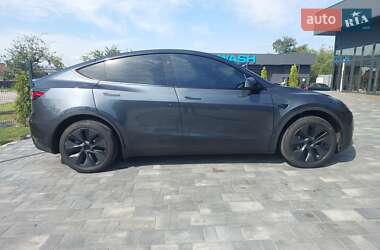 Внедорожник / Кроссовер Tesla Model Y 2024 в 