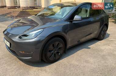 Внедорожник / Кроссовер Tesla Model Y 2023 в 