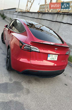 Внедорожник / Кроссовер Tesla Model Y 2021 в 