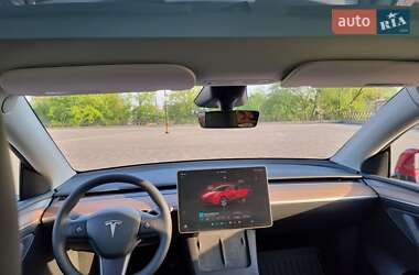 Внедорожник / Кроссовер Tesla Model Y 2024 в 