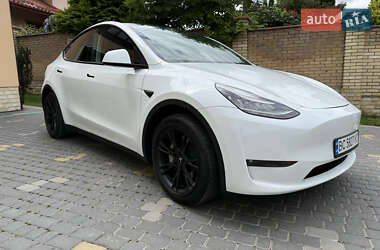 Внедорожник / Кроссовер Tesla Model Y 2020 в 
