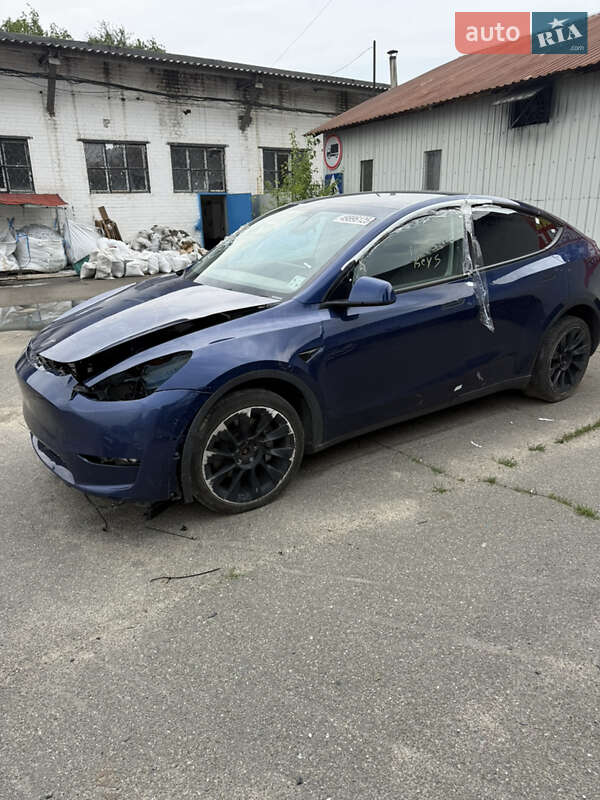 Tesla Model Y 2022