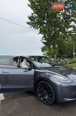 Внедорожник / Кроссовер Tesla Model Y 2022 в 