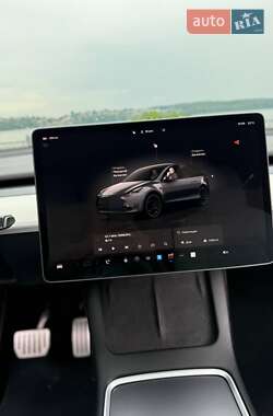 Внедорожник / Кроссовер Tesla Model Y 2022 в 