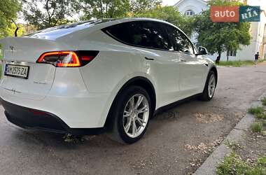 Внедорожник / Кроссовер Tesla Model Y 2023 в 