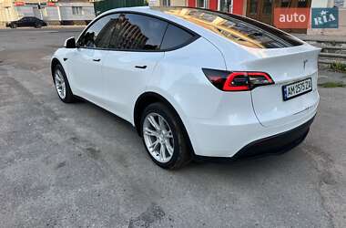 Внедорожник / Кроссовер Tesla Model Y 2023 в 