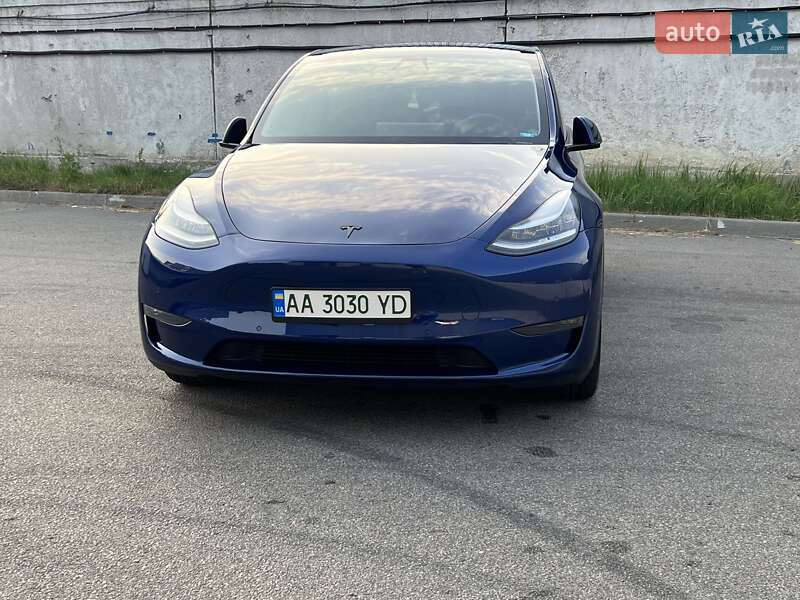 Внедорожник / Кроссовер Tesla Model Y 2020 в Киеве