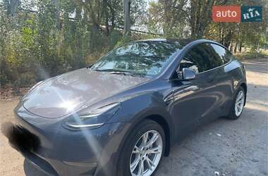Внедорожник / Кроссовер Tesla Model Y 2023 в 