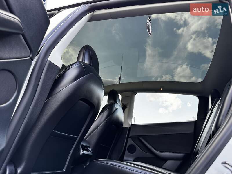 Позашляховик / Кросовер Tesla Model Y 2022 в Жмеринці
