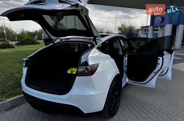 Внедорожник / Кроссовер Tesla Model Y 2022 в 