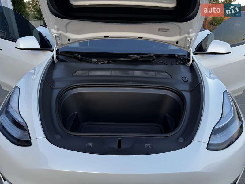 Позашляховик / Кросовер Tesla Model Y 2022 в Жмеринці