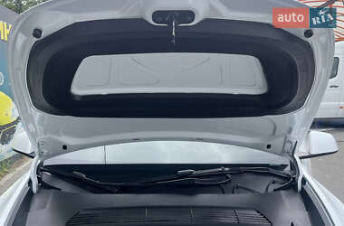Позашляховик / Кросовер Tesla Model Y 2023 в Дніпрі фото 12 Позашляховик / Кросовер Tesla Model Y 2023 в Дніпрі