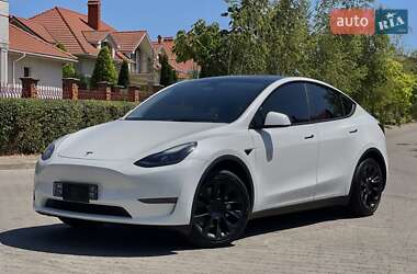 Внедорожник / Кроссовер Tesla Model Y 2023 в 